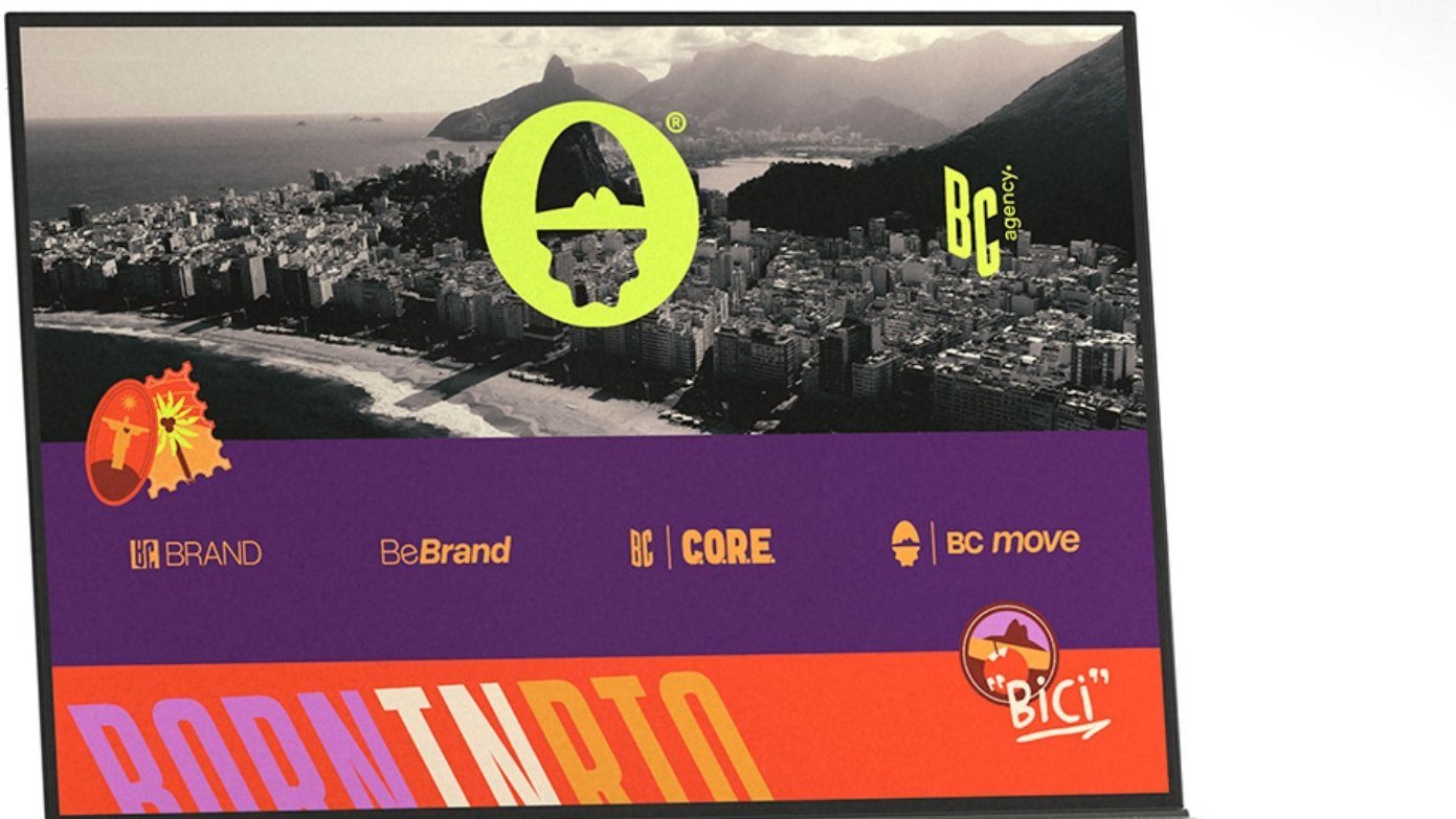 Site da BC Agency em um notebook